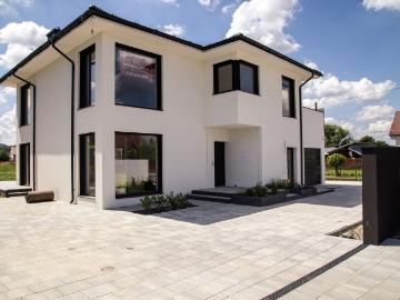 Dom na sprzedaż 5 pokoi tarnowski, 210 m2, działka 700 m2
