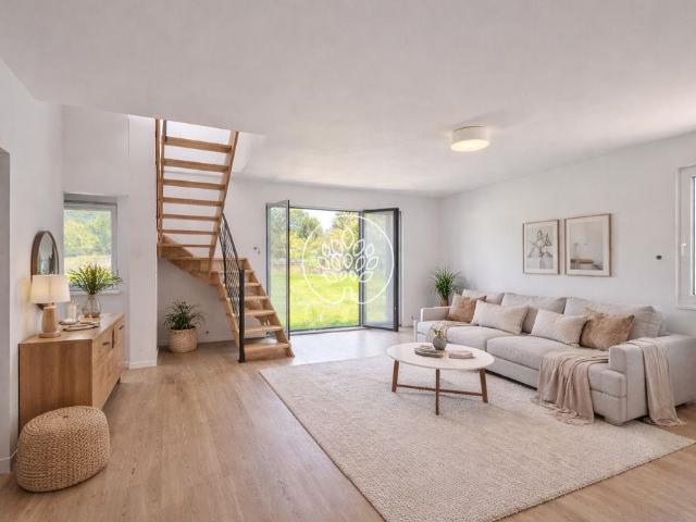 Dom na sprzedaż 5 pokoi toruński, 102 m2, działka 740 m2