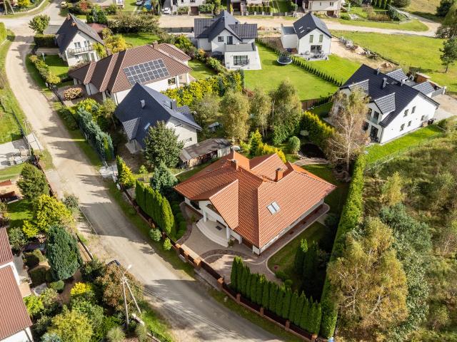 Dom na sprzedaż 5 pokoi wejherowski, 209,17 m2, działka 963 m2