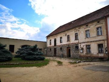 Dom na sprzedaż 5 pokoi świdnicki, 342,60 m2, działka 1300 m2