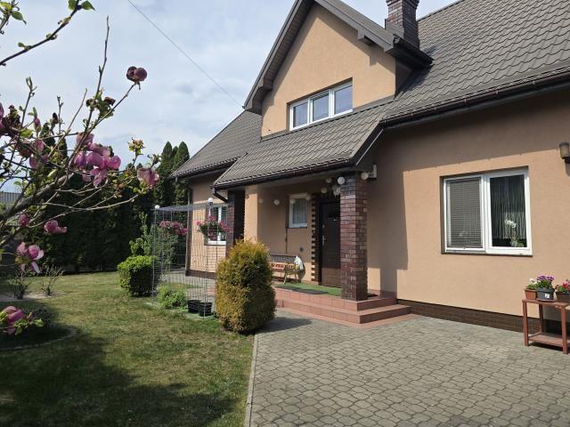 Dom na sprzedaż 5 pokoi wołomiński, 220 m2, działka 702 m2