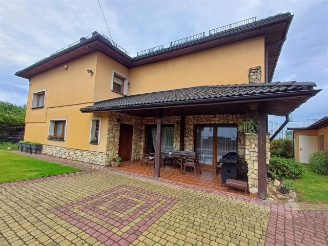 Dom na sprzedaż 5 pokoi Wodzisław Śląski, 230 m2, działka 673 m2