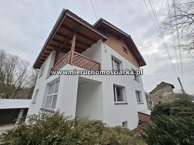 Dom na sprzedaż 5 pokoi wodzisławski, 263 m2, działka 926 m2