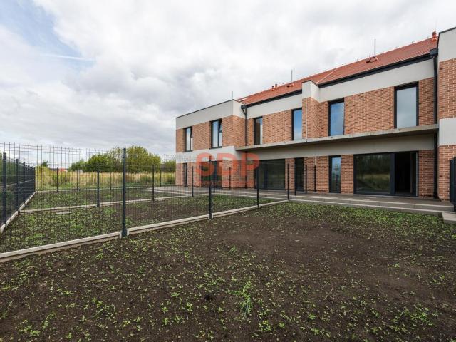 Dom na sprzedaż 5 pokoi wrocławski, 109,78 m2, działka 67 m2