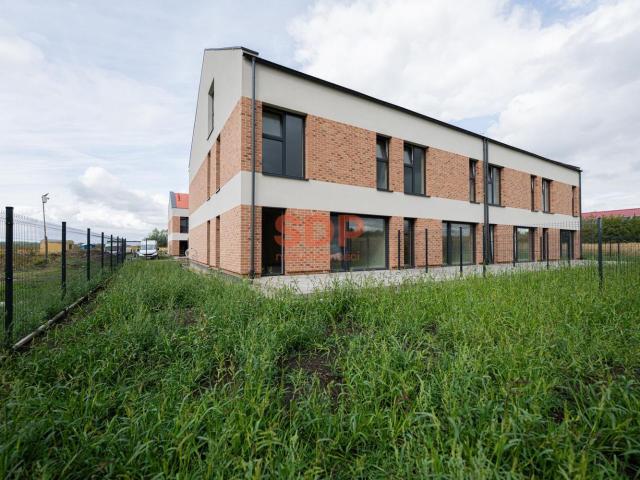 Dom na sprzedaż 5 pokoi wrocławski, 184,44 m2, działka 67 m2