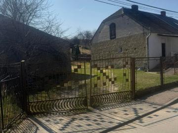 Dom na sprzedaż