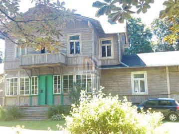 Dom na sprzedaż 6 pokoi Nałęczów, 172 m2, działka 6530 m2