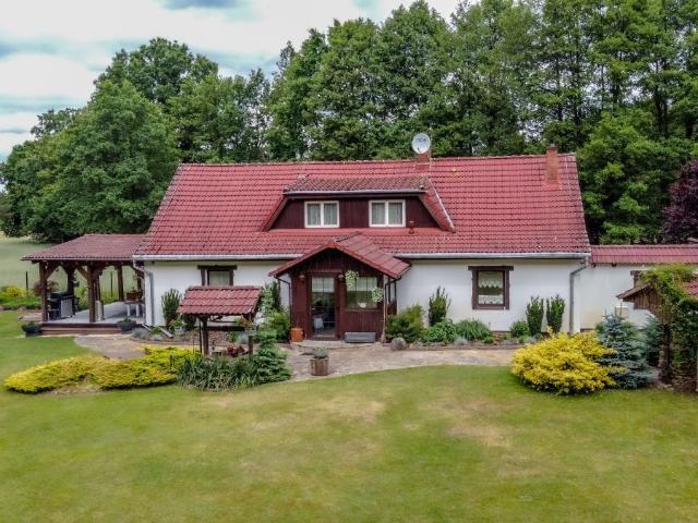 Dom na sprzedaż 6 pokoi nowotomyski, 220 m2, działka 2700 m2