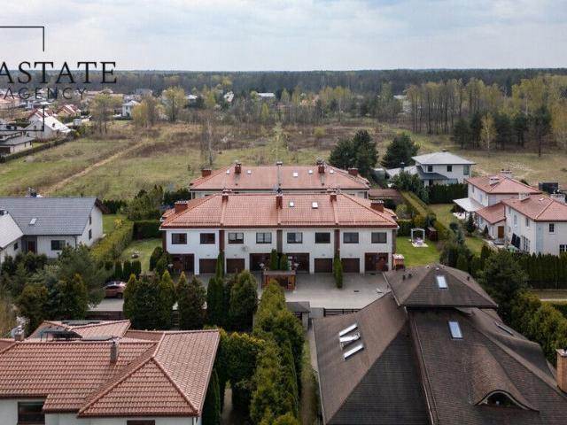 Dom na sprzedaż 6 pokoi nowodworski, 225 m2, działka 190 m2
