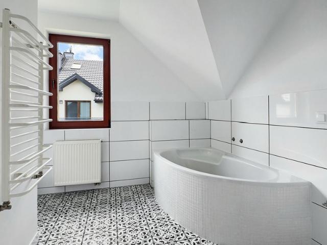 Dom na sprzedaż 6 pokoi nowosądecki, 220 m2, działka 800 m2