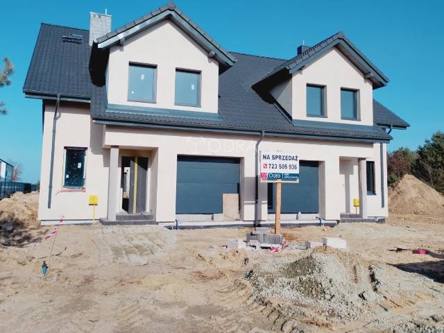 Dom na sprzedaż 6 pokoi oławski, 140,29 m2