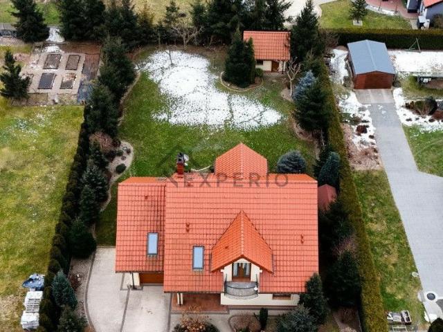 Dom na sprzedaż 6 pokoi oleśnicki, 181,12 m2, działka 1034 m2