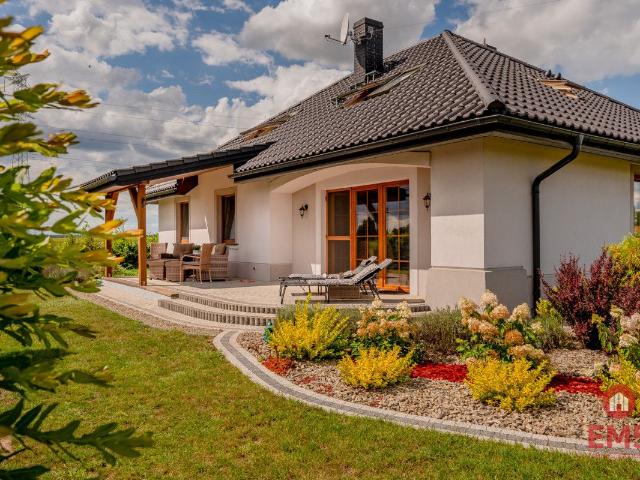 Dom na sprzedaż 6 pokoi białostocki, 177 m2, działka 1397 m2