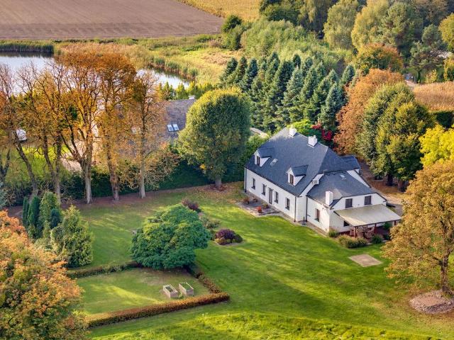 Dom na sprzedaż 6 pokoi brodnicki, 296 m2, działka 7200 m2
