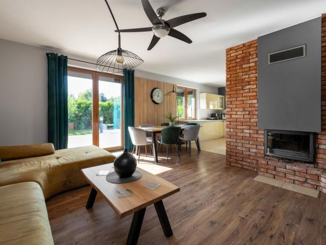 Dom na sprzedaż 6 pokoi gdański, 270 m2, działka 2300 m2