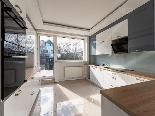 Dom na sprzedaż 6 pokoi Gdynia Dąbrowa, 220 m2, działka 291 m2