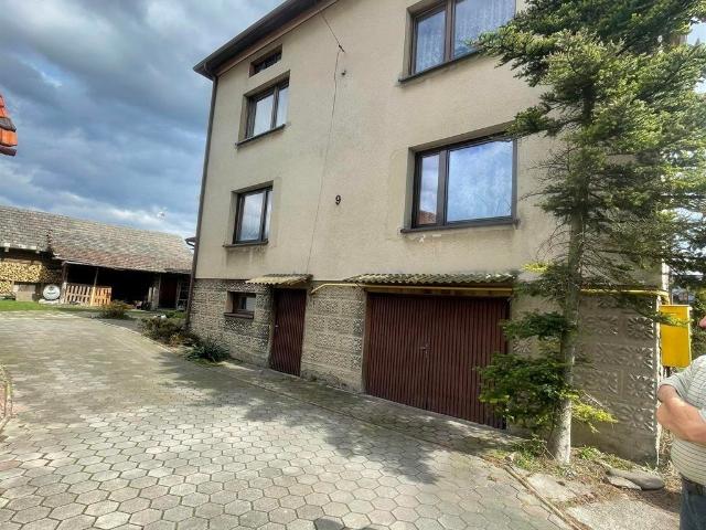 Dom na sprzedaż 6 pokoi oświęcimski, 150 m2, działka 1100 m2