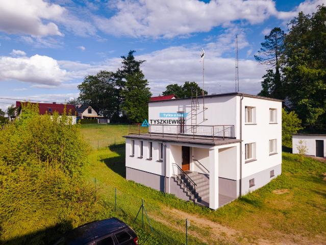 Dom na sprzedaż 6 pokoi kościerski, 198,30 m2, działka 1626 m2