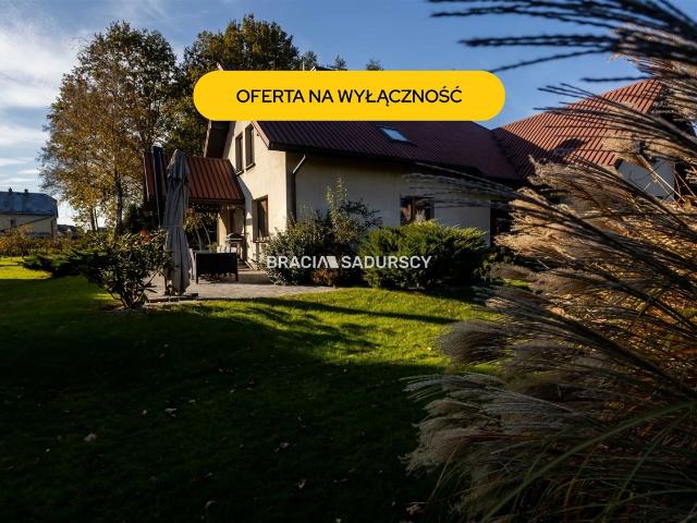 Dom na sprzedaż 6 pokoi krakowski, 240 m2, działka 2278 m2