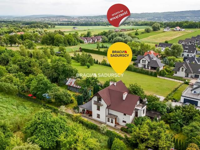 Dom na sprzedaż 6 pokoi krakowski, 262 m2, działka 3700 m2
