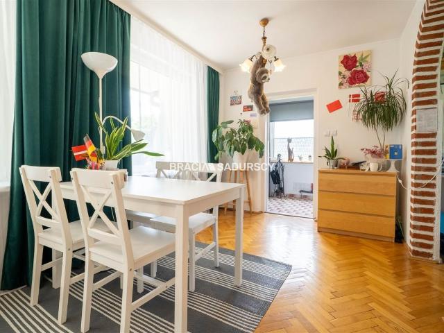 Dom na sprzedaż 6 pokoi krakowski, 262 m2, działka 3700 m2