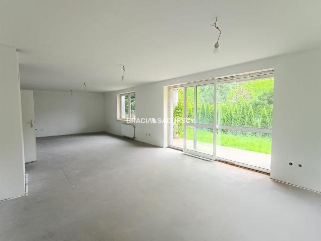 Dom na sprzedaż 6 pokoi krakowski, 338 m2, działka 1000 m2