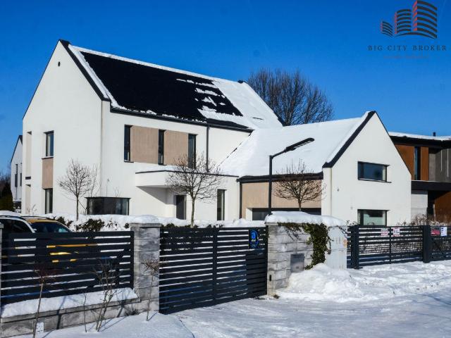 Dom na sprzedaż 6 pokoi Lublin Czechów Północny, 330 m2, działka 1071 m2