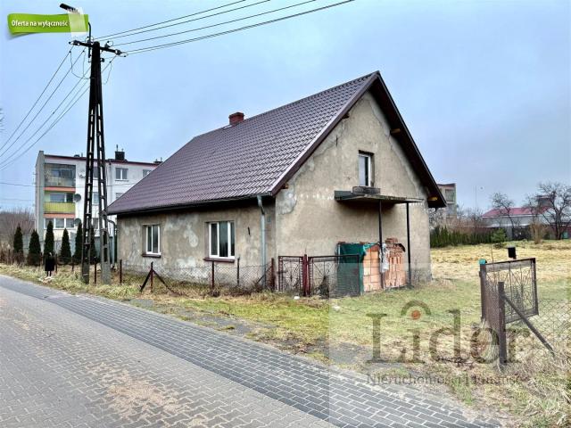 Dom na sprzedaż 6 pokoi lęborski, 170 m2, działka 904 m2