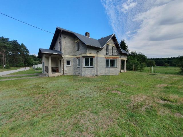 Dom na sprzedaż 6 pokoi radomszczański, 136 m2, działka 890 m2