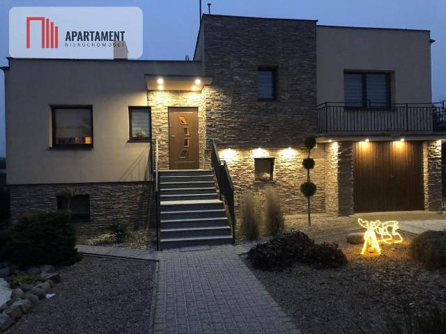 Dom na sprzedaż 6 pokoi starogardzki, 350 m2, działka 1202 m2
