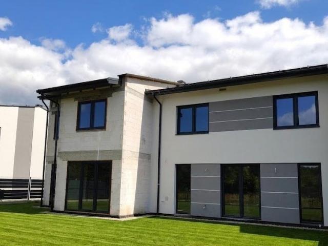 Dom na sprzedaż 6 pokoi Tychy, 148,32 m2, działka 286 m2