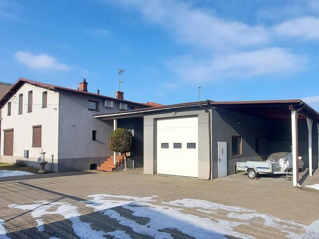 Dom na sprzedaż 6 pokoi tarnogórski, 248 m2, działka 865 m2