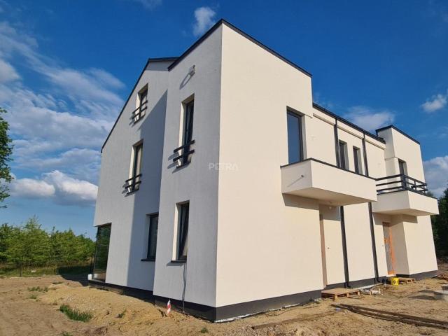 Dom na sprzedaż 6 pokoi warszawski zachodni, 141 m2, działka 650 m2