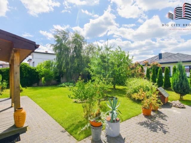 Dom na sprzedaż 6 pokoi Świdnik, 140 m2, działka 647 m2