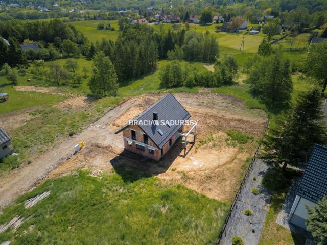 Dom na sprzedaż 6 pokoi wielicki, 143,80 m2, działka 1000 m2