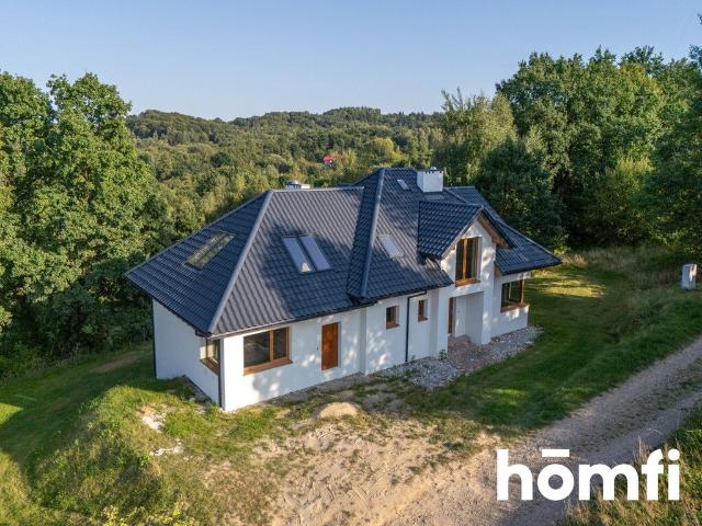Dom na sprzedaż 6 pokoi wielicki, 185 m2, działka 520 m2