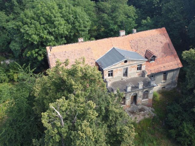 Dom na sprzedaż