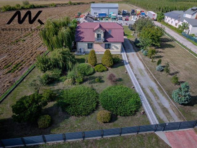 Dom na sprzedaż