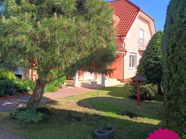 Dom na sprzedaż