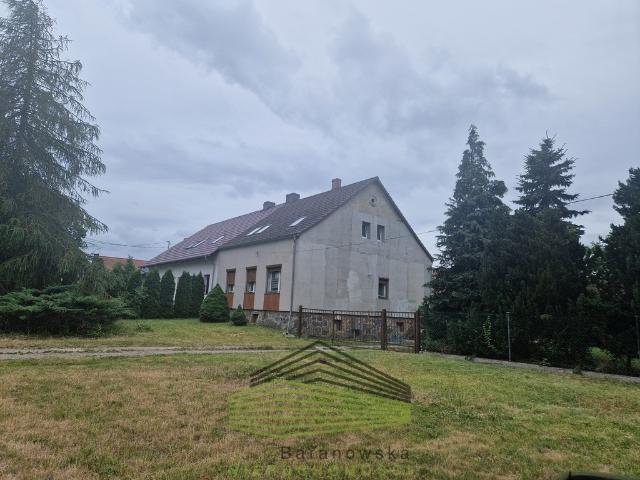 Dom na sprzedaż