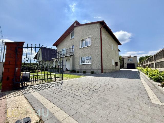 Dom na sprzedaż 7 pokoi Myszków, 202 m2, działka 850 m2