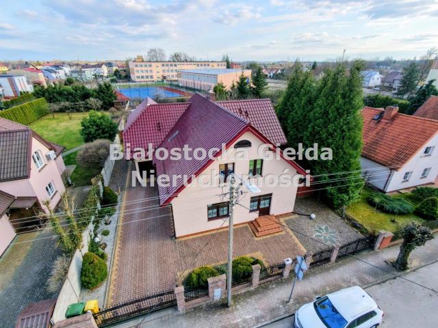 Dom na sprzedaż 7 pokoi Olecko, 300 m2, działka 1173 m2