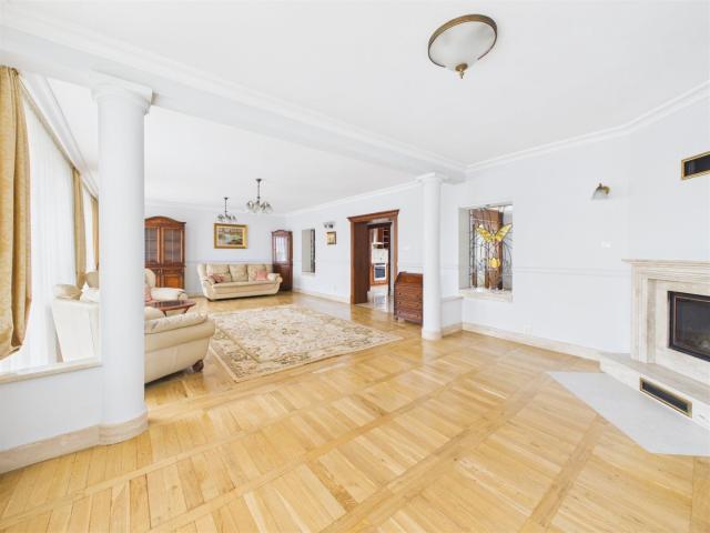 Dom na sprzedaż 7 pokoi Białystok Jaroszówka, 450 m2, działka 566 m2