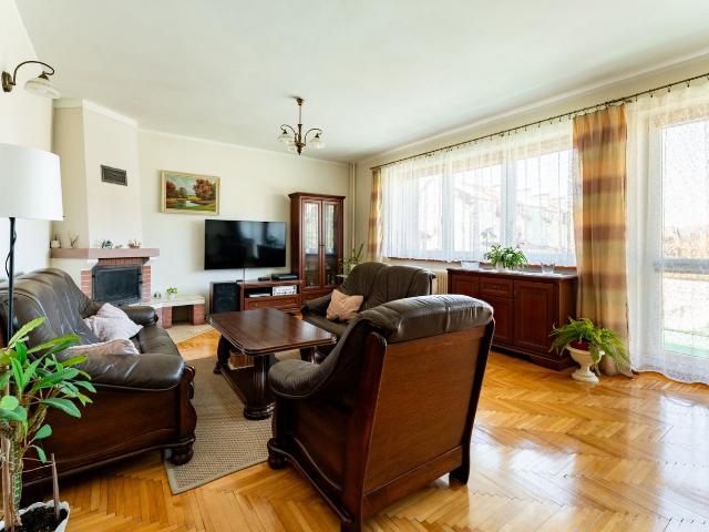 Dom na sprzedaż 7 pokoi Elbląg, 153,54 m2, działka 512 m2