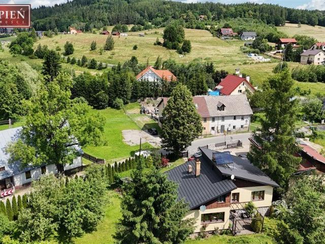 Dom na sprzedaż 7 pokoi karkonoski, 311,94 m2, działka 1800 m2