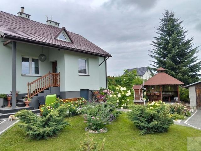 Dom na sprzedaż 7 pokoi przemyski, 200 m2, działka 4000 m2