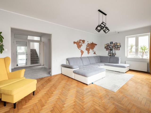 Dom na sprzedaż 7 pokoi Rumia, 282 m2, działka 580 m2