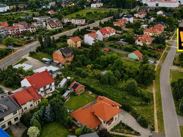Dom na sprzedaż 7 pokoi Staszów, 193 m2, działka 1377 m2