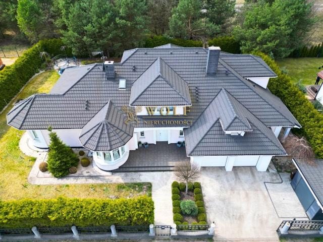 Dom na sprzedaż 7 pokoi tarnogórski, 374 m2, działka 1303 m2
