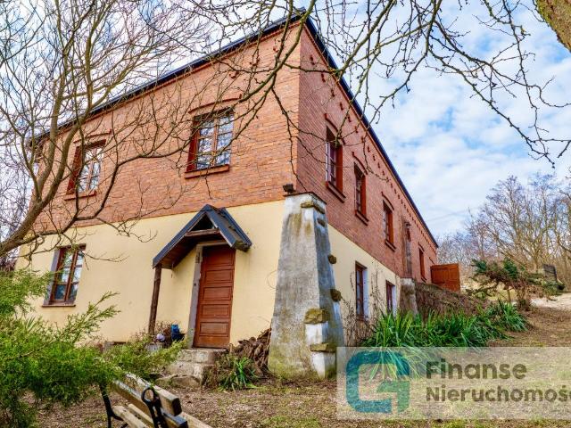 Dom na sprzedaż 7 pokoi tomaszowski, 185 m2, działka 4985 m2